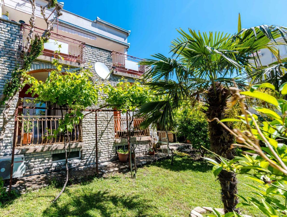 Apartment Yean Kaštela Εξωτερικό φωτογραφία